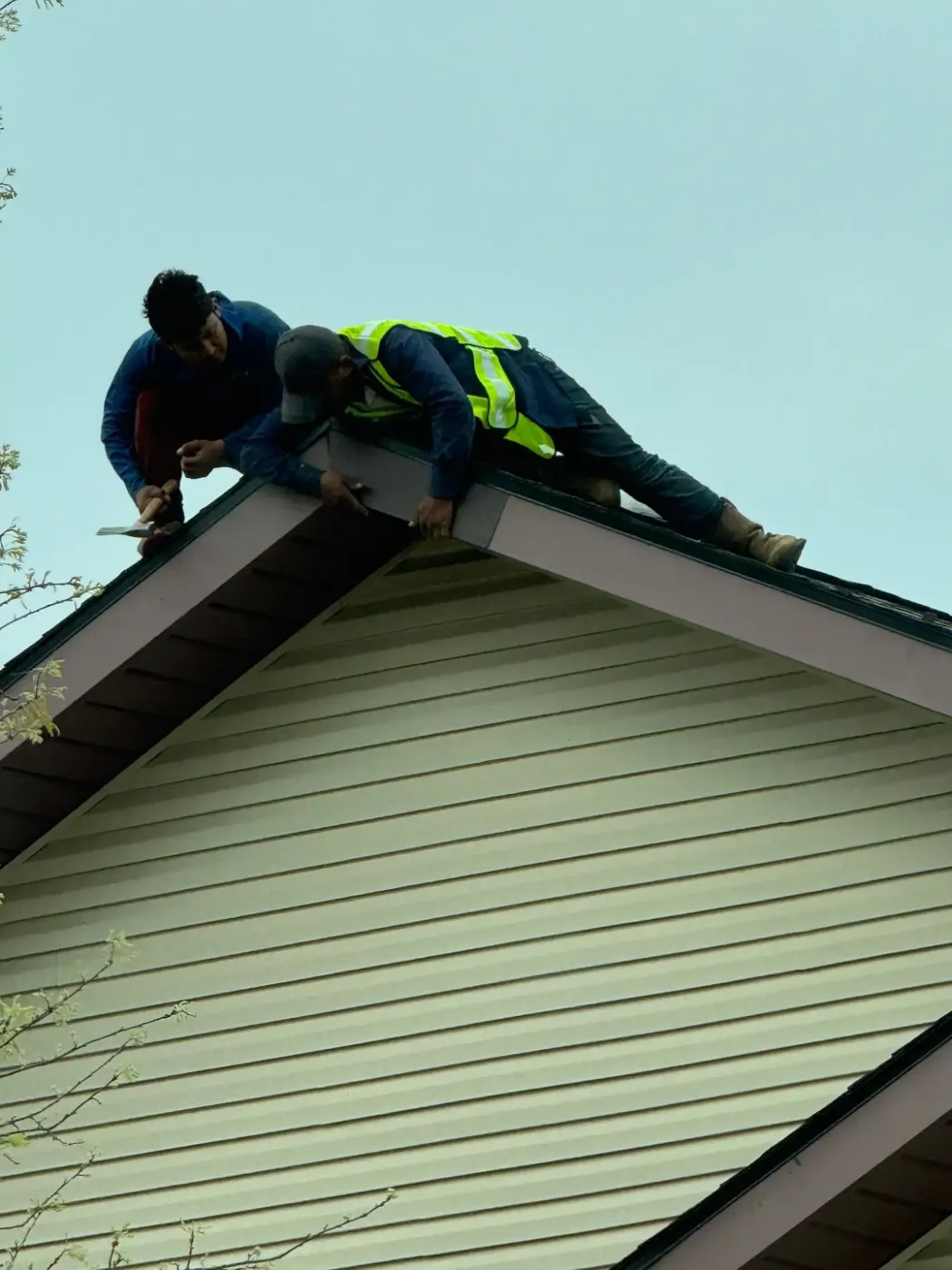 Commercial roof inspection documented in Whiteland
